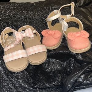 Janie and Jack Peach and White Baby Sandals (6-12 m) SET OF 2